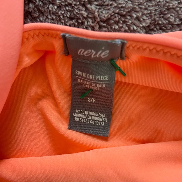 Aerie Swimsuit - Picture 3 of 4
